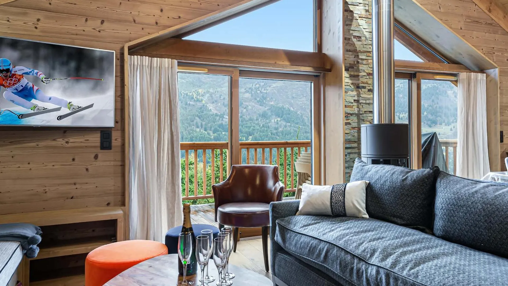 Chalet Moderne Et Cosy Avec Jacuzzi, Sauna Et Parking A Meribel - Fr-1-565-1 Les Allues